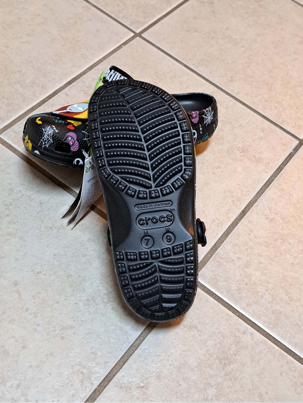 Crocs - Disney "The Nightmare Before Christmas" Classic Crocs - Women's size 9 - Picture 8 of 9